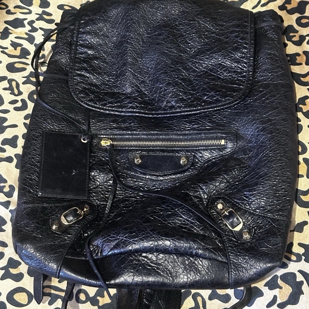 Authentic Balenciaga Traveller Moto Backpack - Picture 2 of 15